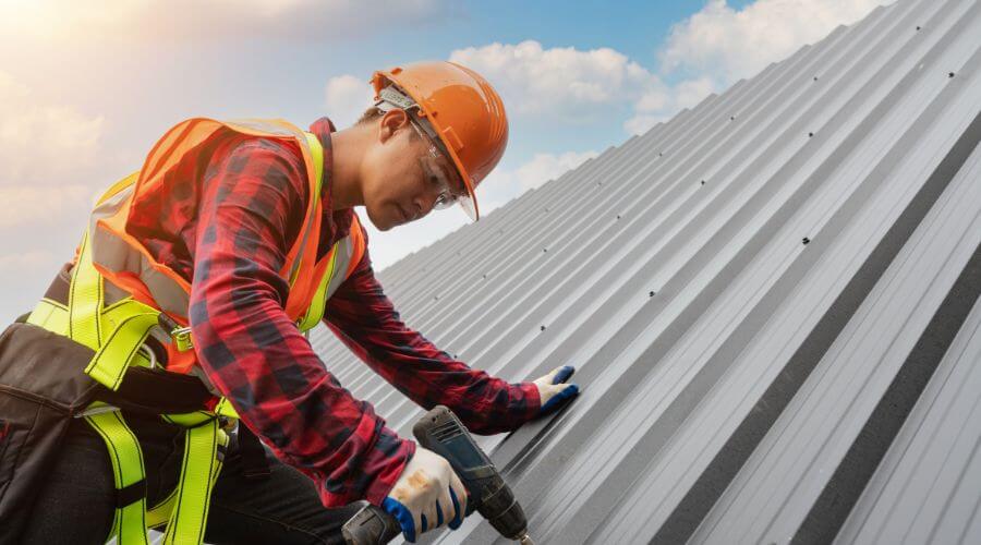 Professional Flat Roofing Installation in Brighton, IA